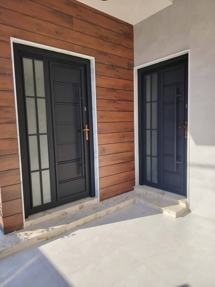 📐حداده ابو نور العزاوي
كافه انواع الحداده🧑‍🏭
 ابواب🚪 شبابيك 🪟 كرفانات🏪 محجرات ☑️سقايف كيسبان✅ غرف سندويج✅ سياج خارجي ✅ مراجيح ✅قمريات ✅يتوفر لدينا احدث الديكورات التركية  🇹🇷 
جميع اعمالنا كتيبه بارزة
 العمل داخل بغداد العنوان بغداد الدورة البعيثة مقابيل مجمع الحليم شارع العام مجاور مكتب بيتي للعقار  
رقم الهاتف / ***********
