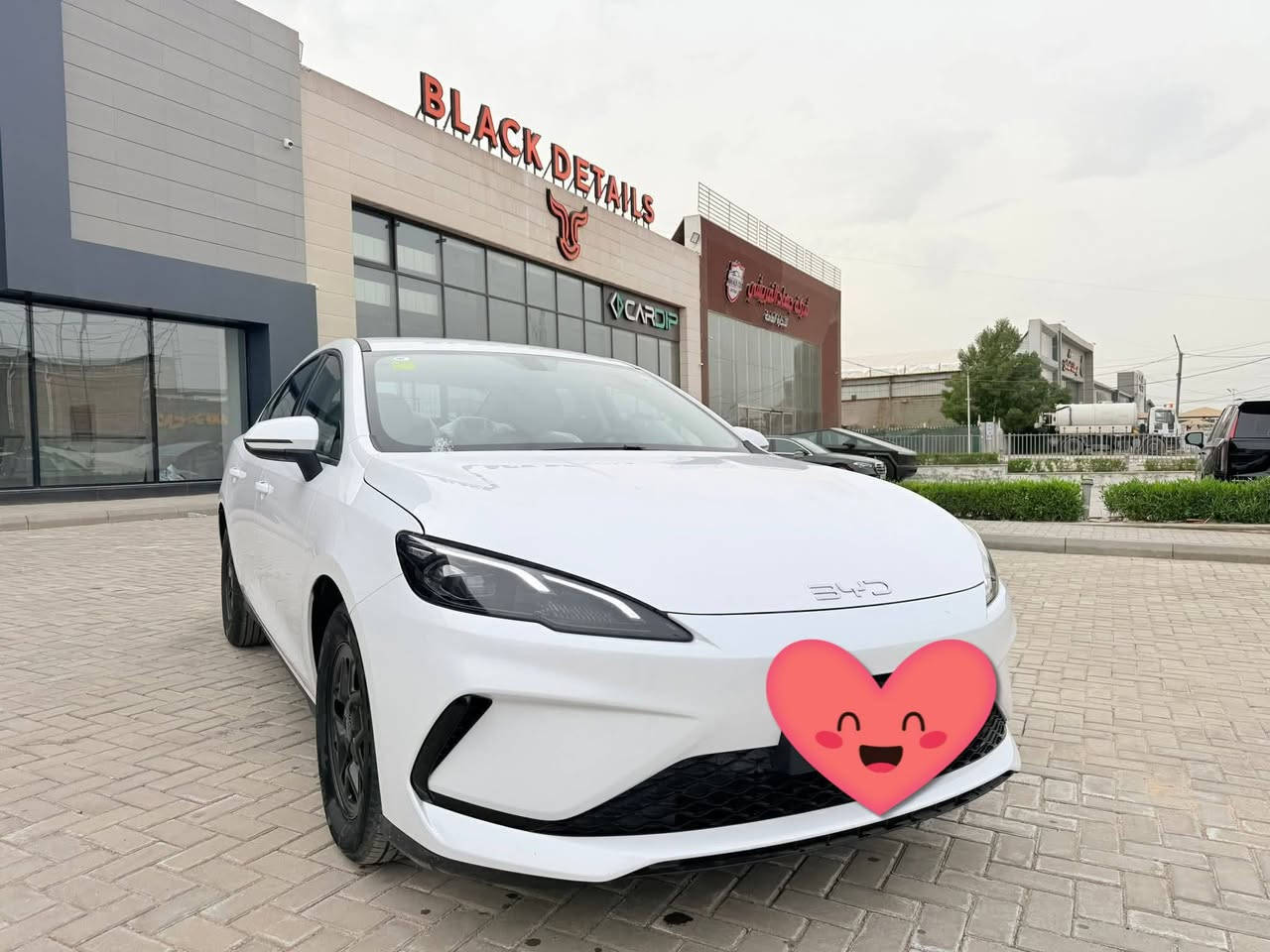 بي واي دي سيل 05 2025
للبيع  ماشيه ٢٢ كيلو   ٦٠٠٠كيلو على الكهرباء و ١٥٠٠٠على البانزين  السياره مرقمه وجاهزه بغداد باسمي وكامله اي نقص مابيه السيارة كفاله عامة على وضع الشركة  مكان السياره الناصريه الشطره 
***********
