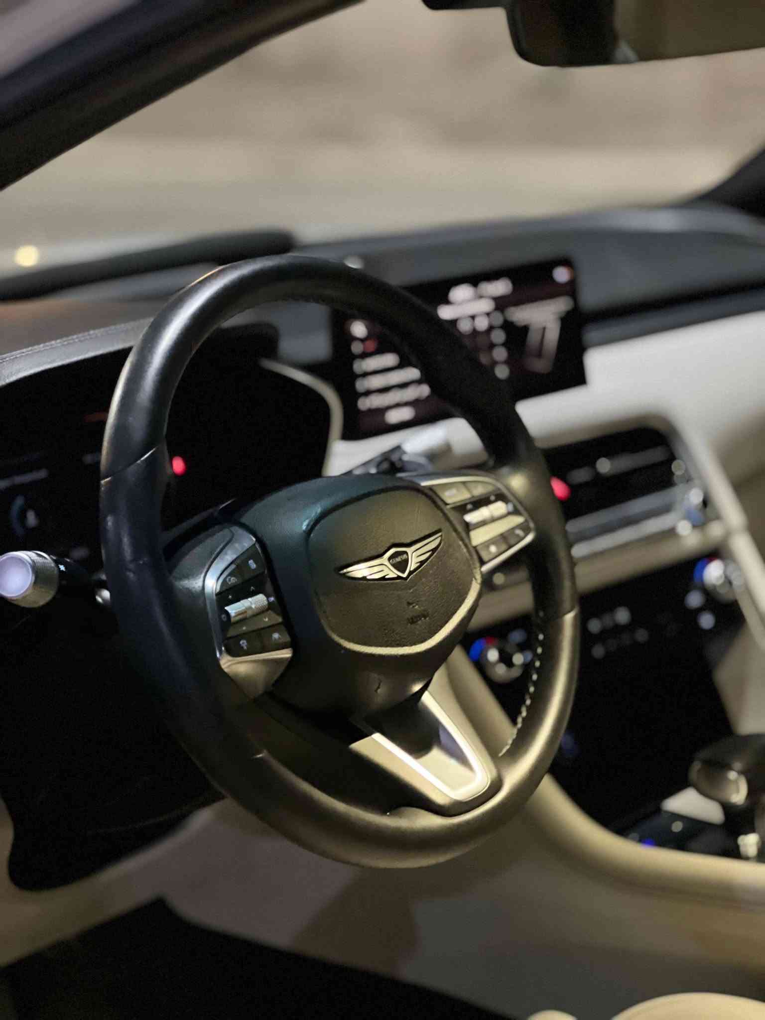 السلام عليكم …
سيارة مرقم كتاب شهداء ميسان وكاله عامه 
Genesis “G70” 2025 
لون مميز♥️
4 سلندر توربو 

مواصفاتها 
رادار امامي 
رادار خلفي 
رادار جانبي 
كاميرة خلفية 
شفتات ستيرن 
انضمة قيادة 
ايكو نورمال سبورت  سبورت بلاس
تدفئة ستيرن 
كشنات كهرباء 
شاشة كار بلاي اندرويد اوتو 
كشنات تدفئة 
تشغيل عن بعد 
بصمة
اشاير بلمري 
قيادة ذاتية 
مثبت سرعة 
نقطة عمياء 
جنطة كهرباء
والمواصفات البقية معروفة بالجينسز
 
ماشيه 9 ميل 
حادث السيارة جاملخ صفحة السايق  مصلح نفس ومصبوغ والبنيد بي تعديل بارد كلش بسيط السيارة  
السيارة امانة الله حيل حيل نضيفة 
مكاني بلعماره 
 *********** وأتساب فقط
