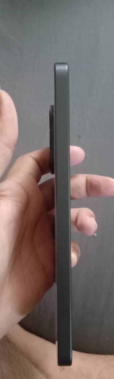 a37 g5 فول نضيف بس سماعه خرجيه عطل ذاكر 256
سعر 250الف تواصل واتساب ***********
