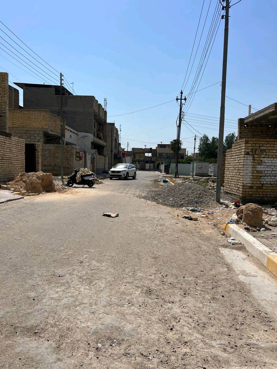 سلام عليكم قطعة ارض للبيع المساحة ١٢٠ متر 
‏( واجهة ٦ نزال ٢٠) 
‏موقعهة📍
‏(الحسينية_منطقة التلاثينات قرب المستشفى التركي) 
‏{السعر 64 }  
‏للتواصل  ***********
‏للتواصل ***********
‏
‏