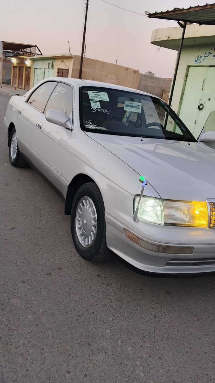 السلام عليكم . بطه منفصل
موديل 94 مكفولة مابيها لا صبغ ولا ضربة ومواصفاتها معروفه تدفئه وتبريد شغال المحرك مكفول خير من  الله محرك 2.5 . سياره مناقصهه كلشي شغل وامشي تحويل ثاني يوم السعر 70 وبيها مجال 

***********
