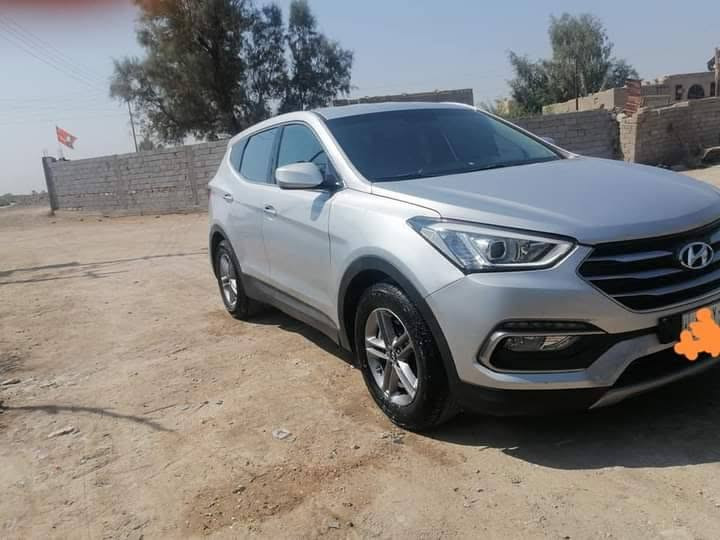سنتافيا ٢٠١٧ خمسة راكب وارد أمريكي تبديل بنيد فقط باسمي رقم ذي قارالسعر ١٢٧ وبيها مجال
للتواصل ‏‪***********‬‏
