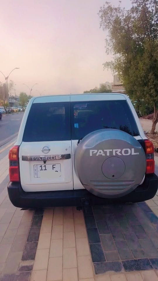 نيسان باترول ٢٠٠٨
 محرك جديد  بلادي
 گير اوتماتيك   4800 
فور ويل  دبل تانكي شغال السيارة مصبوغة عام للجمالية 
لاضربة ولا تكمة السيارة مرقمة  وبأسمي   موجودة في بغداد 
الشراي يتصل 
***********
