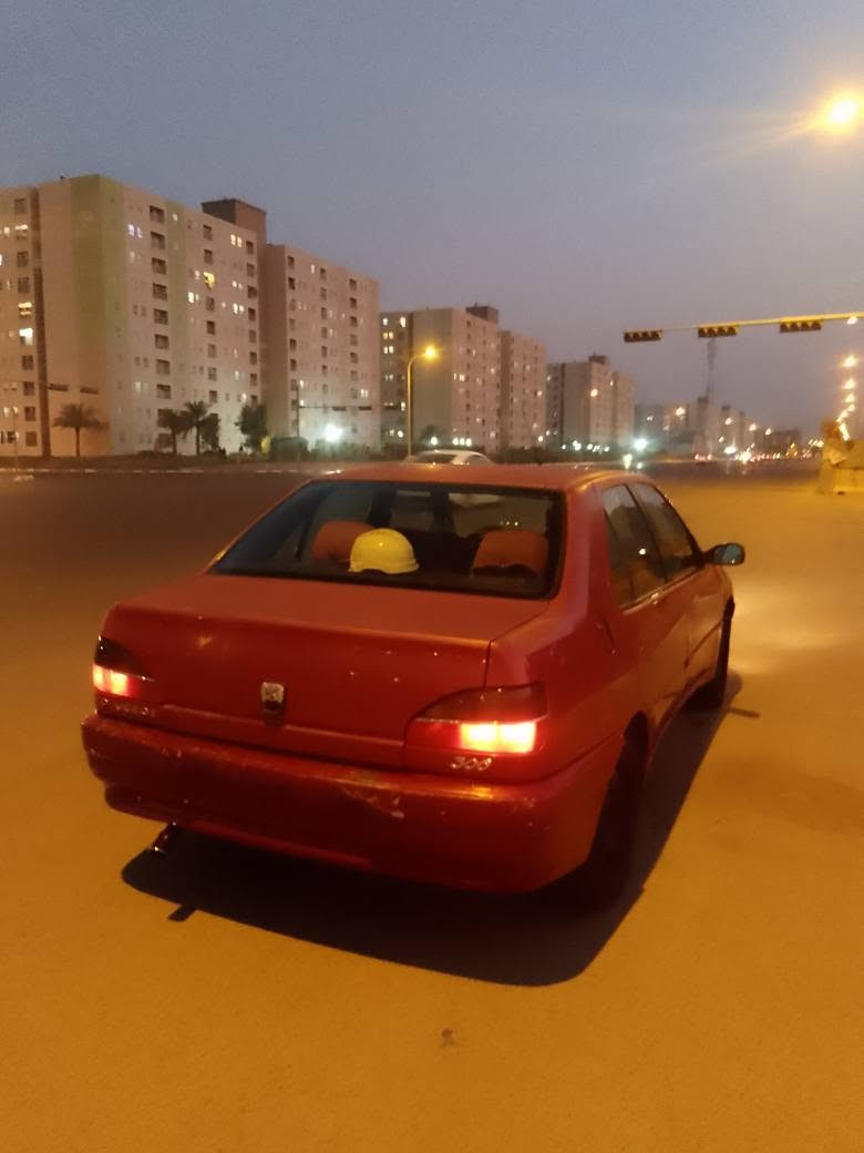 السلام عليكم بيجو 306 موديل 2002 رقم بغداد دولي باسمي تحويل ثاني يوم سيارة كير ومكينة وصدر امامي خلفي جديد تبريد ثلج ضربة جاملغ خلفي وبيهة طخة بلجاملغ الامامي ما مصلحة صبغ قطعتين فقط سيارة جاردة سعرها 43 وبيهة مجال رقمي *********** او *********** مكاني بغداد بسماية المدائن, بابل
