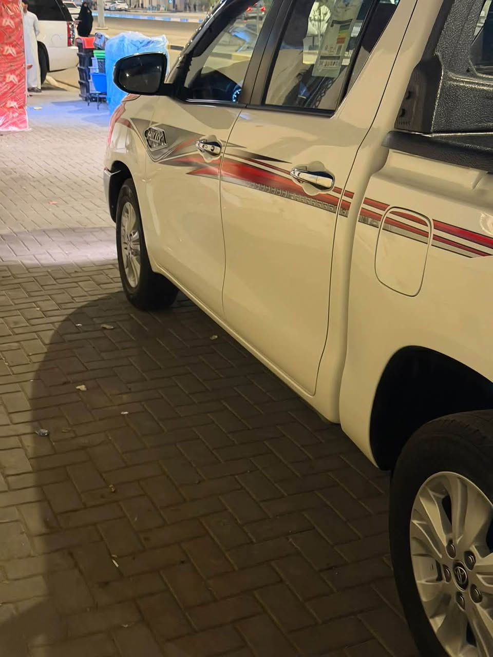 هايلوكس بيك أب • بنزين اوتماتيك • رقم اربيل