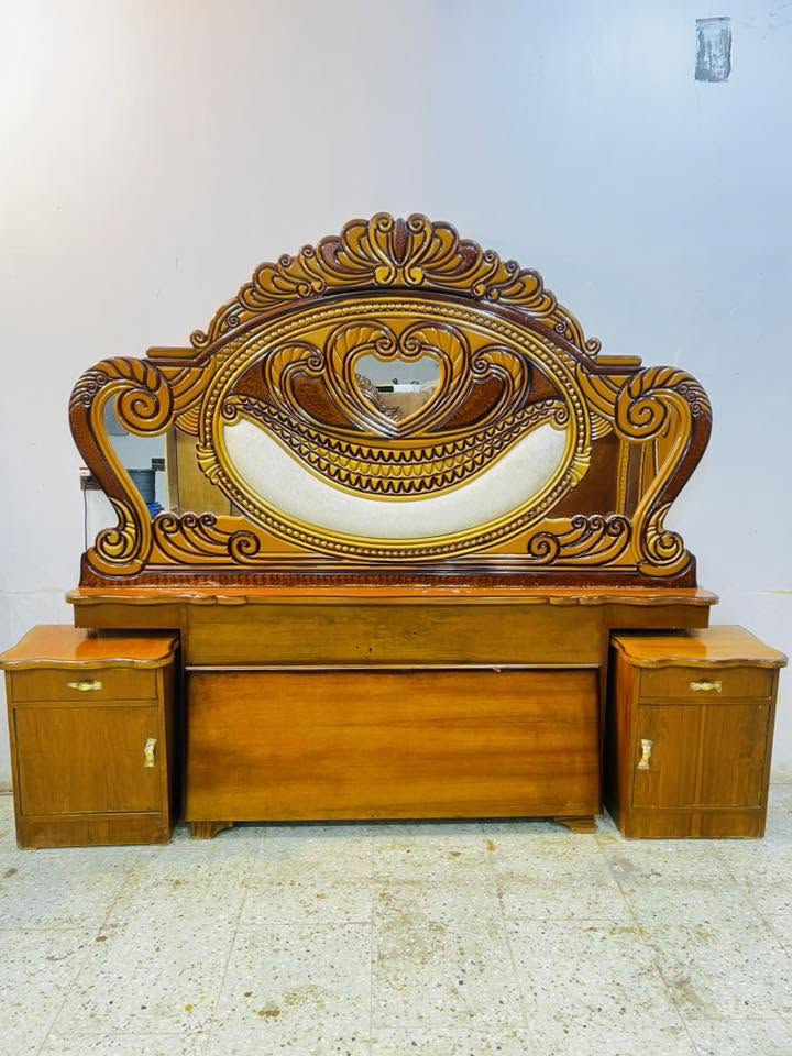 سلام عليكم 
غرفه ام السته ملحق 
مستخدمه شي قليل 
 ((ً سعر650 ))
بغداد مدينه الصدر
 اكو توصيل 🚚 
***********
