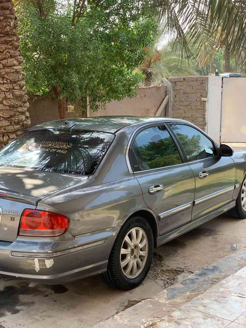 السلام عليكم سوناته موديل 2002 مكينه 6 سلندر
سياره وارد أمريكي بيه جملغ خلفي وصبغ عام جماليه فقط كير حداديه تخم تاير جديد تبريد ثلج سنويه وارقم جديده لل 31 بسمي 
سياره للبيع فقط سعر 55 وبيه مجال العنوان حله سياحي شراي يتصل ***********
