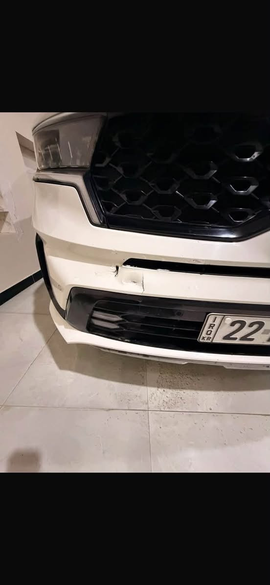 سورنتو 23 كفاله فقط طكه بالدعاميه الاماميه 
موضحه بالصور
4 سلندر مكينه 2500 
7 راكب صندوك كهرباء تشغيل عن بعد 
كراسي تحكم 
ماشيه 97 الف 
وجاهزه وكامله 
السعر ب245 وبيها مجال قليل 
هذا رقمي ***********
