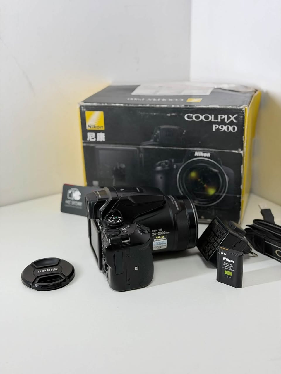 Nikon P900 • نظيفة • زووم معطل