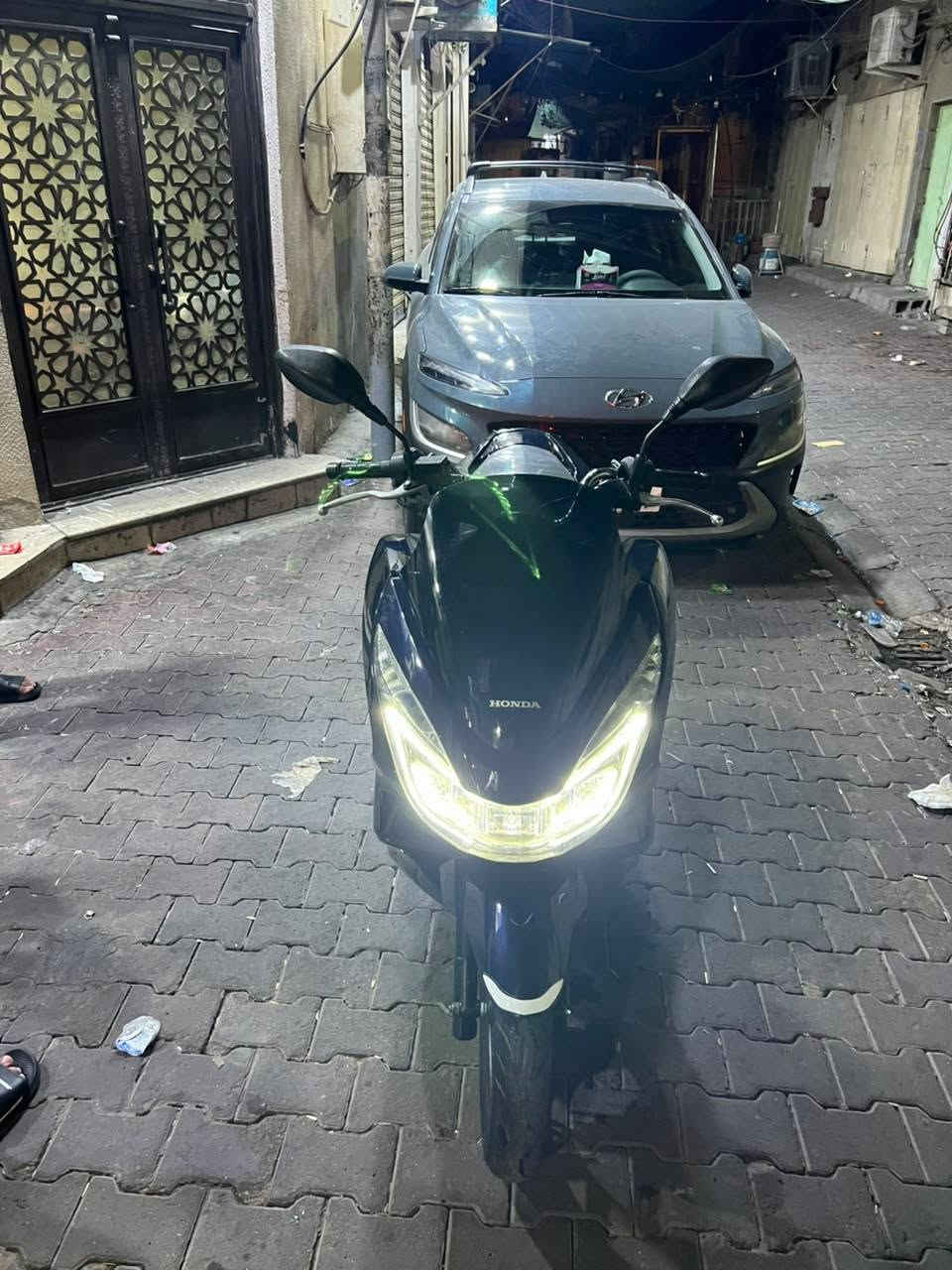 سلام عليكم بي سي اكس ياباني  للبيع جيل ثاني محرك ١٥٠  ماشيه ١٩الف الدراجه ستاند حساس   رمبه السعر ٢٤ورقه وبي مجال حك الجيه للستفسار ***********

نص مكتوب في الصور:
- PCX 150