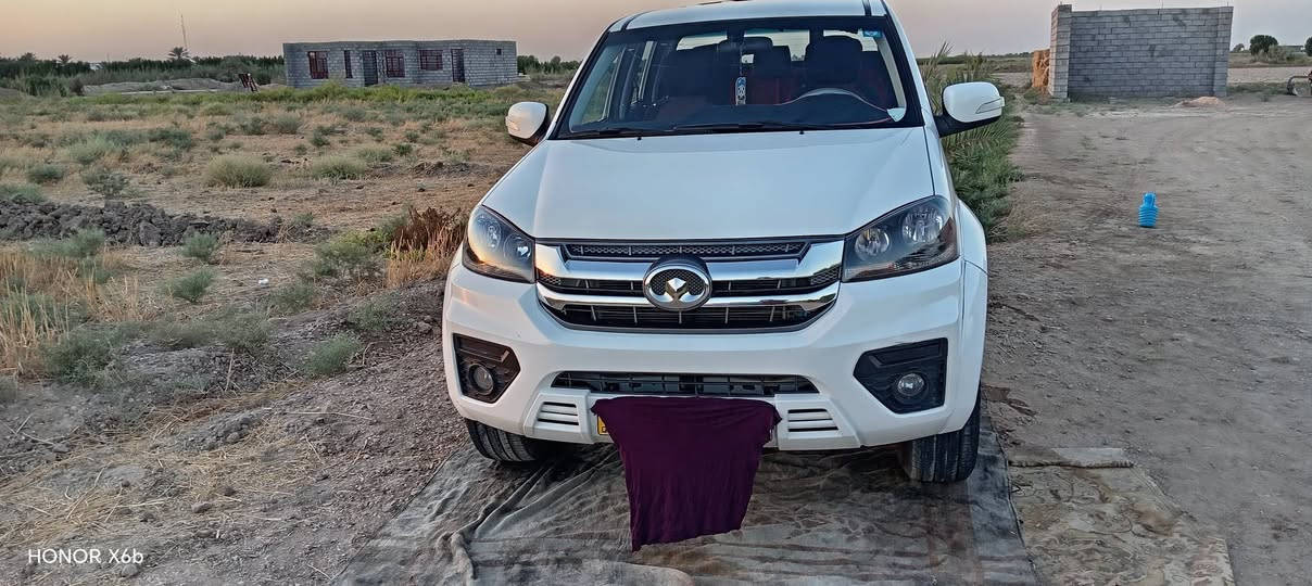 السلام عليكم سياره كريتويل للبيع السعر ١٢٥ ورقه وبيهه مجال قليل السياره مكفوله كفاله عامه الرقم بابل ماشيه السياره ١٠٠الف
*********** التواصل ع رقم

نص مكتوب في الصور:
- HONOR X6b