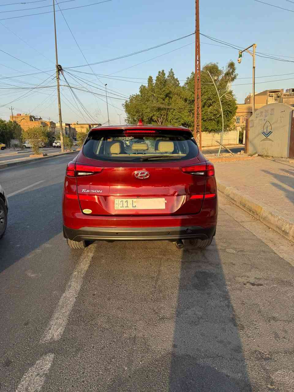 السلام عليكم
هونداي توسان ١٩ امريكي رقم بغداد انكليزي باسمي لون ماروني حادثه بنيد و جاملغ كما موضح بالصورة السياره جديده بمعنى الكلمه ماشية ٤٣ الف ميل ترابها زيرو سيارة نشطة وجاهزة من كلشي تخم تاير قبل كم يوم شديت تبريد ثلج تحكم استيرن جهتين شاشة اندرويد متعددة الوظائف كروز سرعة رادار أمامي تحديد مسار  طريق منحدر حساس خلفي حساس تايرات هاند ابريك بصمة كاميرا خلفية منضومة زنون انظمة قيادة اوتو هولد درايف مود اسبورت منافذ شحن تحكم مرايات جانبية سبير بلادي ما نازل حتى كتلوكات وعدة طبابة الشركة بيها 
السعر/ 138وبيها مجال للشراي 
للاستفسار / ***********
العنوان/ بغداد الشعب حي اور
