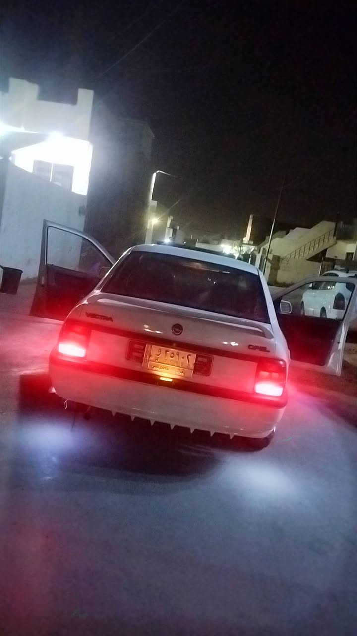 اوبل فکترا  موديل 91محدث 95سبورت لايت عدسات بجم عريض  محرك 16 قايش عريض  معمر جديد بدون مصرف  عنوان كركوك   ....*********** السعر 38بي مجال
