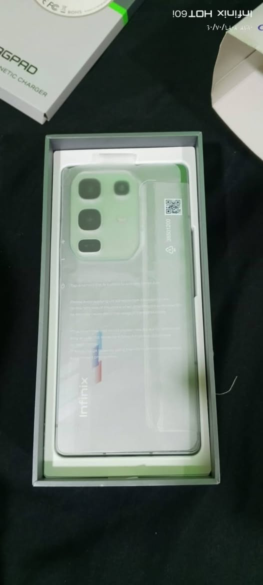 موبايلInfinix NOTE 50 Pro للبيع الجهاز نظيف 99% 100 الجهاز كلش حلو بالببجي 60 فريم وشاحنه 90 واط تليفون كلش حلو نظيف والسعر خاص هذا رقم الهاتف على الواتساب***********
