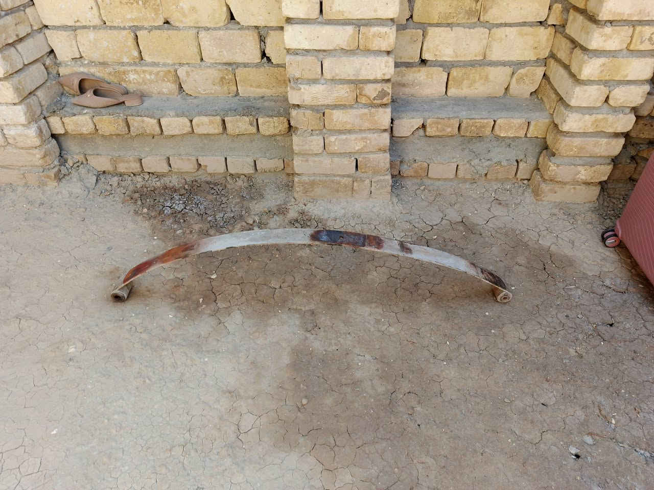سلام عليكم فحل ورك مال فولكه اصلي شرط اخو الجديد هوه وربلاته للبيع سعر 20 قفل مكاني حي لعسكري هاذا رقمي ***********
