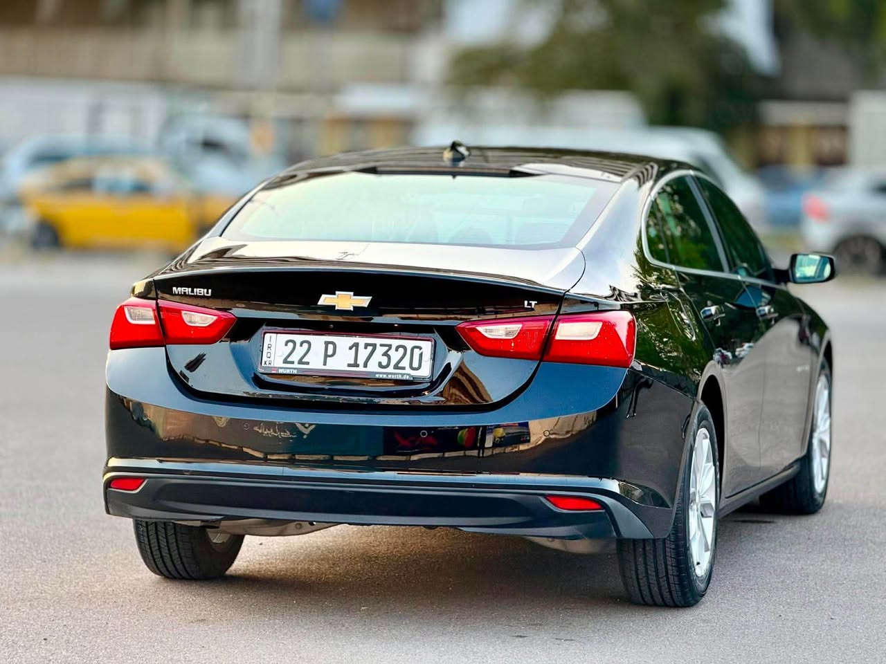 ماليبو 2024 LT1
سياره بريحه الشركه ماشيه 25400 كيلو متر يعني 15 الف ميل
حادث امريكا ربع جاملغ  خلفي صبغ فقط 
بلعراق صار بيها طعجه بل بنيد ونصبغ ع اثره ربع البنيد فقط 
شرط الدواخل كفاله  لا شاصي لا لغد لا ايرباك صور الحادث نزلتها  وصور الطخه مال بغداد هم نزلتها بتفاصيلها  
مواصفات السياره. فول عدا الفتحه 
رادار حساسات كشنات هيتر  شاشه ديجتل سايد بريك بصمه تشغيل عن بعد السياره بلعافيه ع ياخذها وعليها اضافات حلوه من شنايزر. من جنح وشفقه  السياره مرتبه ع اخر حبايه

سعر السياره 142 وبيها مجال للشراي تجي تشوف وتحكم انته ع نظافه البيها 
رقم التلفون ***********
موجود فيس واتس هاتف بغداد, العراق
