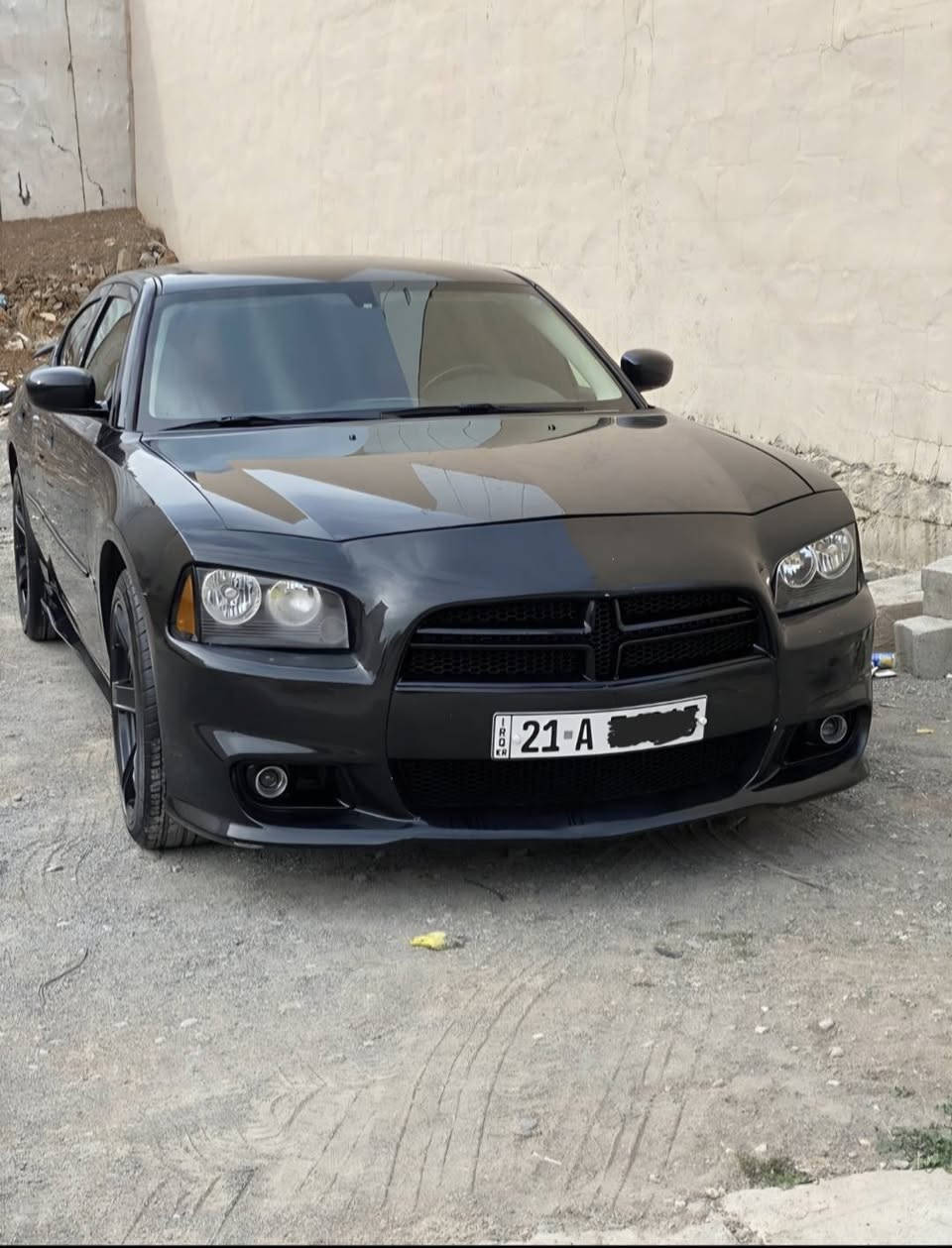دۆج چارجەرمۆدیل 2010کامل کراوە بە2014 srt
مەچینە 3500 سیستەمی LPGغازم لۆدانایە 
سبوخ یەک پارچەی  هەیە چامرغی دوواوە نمونەیە لەجوایوتوندوو تۆلی هەمووگیانی لەسەردەقی شەریکەی ماوە
٤تایەو ویلی تازەی لەژێرە 
تازە پاتریەکەشیم گۆریە
سەیارە کە کامل جوانکاری لۆکرایەو بێ مەرەسرەفە 
149000رۆیشتیە
سە نەوی تا2027
رەقەمیشیم نۆێکردیتەوە 
رەقەم سلێمانیە 
نرخی 110گەلا
***********
***********
شوێن کۆیە
