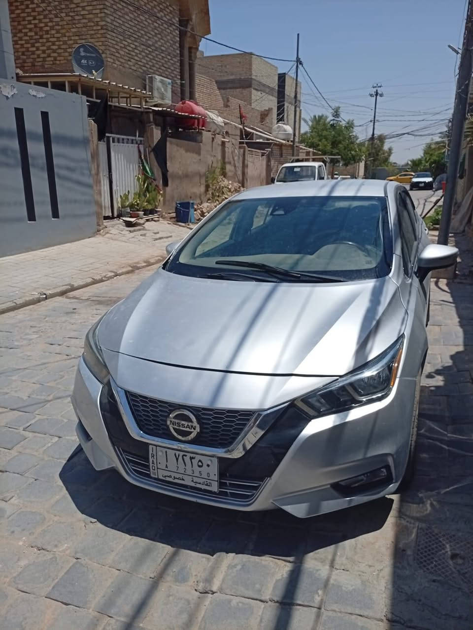 السلام عليكم 
فيرسا موديل 21 sv معوقين قادسية 
بعدلها سنة وتفك 
ابيع السيارة حزام  
عليها 4ورقات ونص غرامة على المشتري 
السيارة ماشية 110
بصمة 
رادارت امامي خلفي
حساسات خلفية 
نقاط عمية 
كامرة خلفية 
كير ومحرك كفالة 
السعر 80 ومجالها كلش بسيط حگ الجية فقط!!
*********** النجف, العراق
