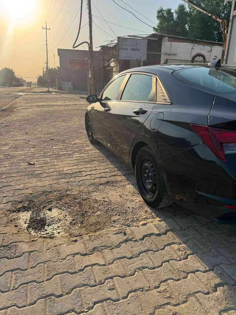 سلام عليكم 
النترا 21 امريكي 
حادث فقط بنيد وموضح بل صور 
وجاملغ كلير أمريكي  
ولباقي مقفول 
كير كفاله ومكينه 2000 دوش كفاله 
تحكمات ستيرن
٣ انضمه قياده اقتصادي ايكو اسبورت
شاشة بلاديه كار بلي واندرويد اوتو
ترحيب 
حساسات امامي خلفي
سعر 118 تحب وكاله او تحويل 
مكاني بغداد محموديه 
*********** واتساب

نص مكتوب في الصور:
- 4 من 10