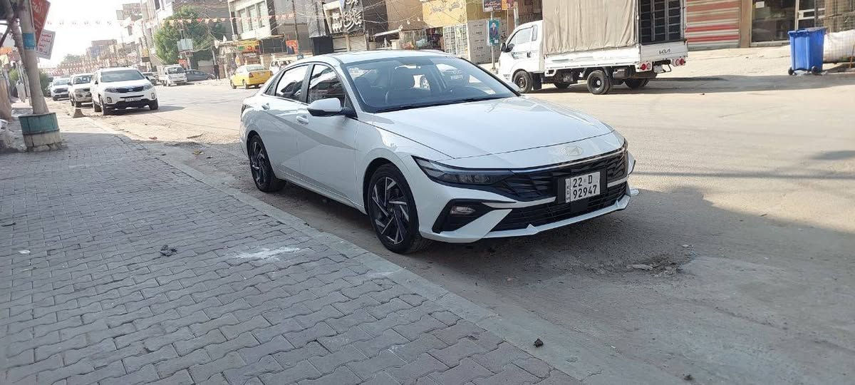 السلام عليكم النترا خليجي ⚪️  (وارد الصين )

موديل 2024 
 ماشيه 25 KM  حقيقي بعدهة بوضع الشركة 

أربيل رقم دولي سنوية باسمي تحويل مباشر 🫆

المواصفات VlP

فتحه سقف 

كروز مثبت سرعه 

تشغيل بصمة + صندوق ذكي + بصمة ابواب

كامرة دوارة 

تحكم ستيرن 

ثلاث انضمه قياده 

سايد بريك اوتو هولد

لايت زنون عدسات بلادي

6  ايرباك (مقاعد + تكم + الدركة دشبول )

دشبول ديجيتال 

تبريد قطعتين 

شاشة ديجيتال 

اريل نفكيتر 

مري شفط + اشارة بالمري 

شاشة ابل كار بلي 

ترحيب عند الاقتراب 

ستيرن رياضي حرف D

ويل كب حجم 17 رياضي 

حساسات امامي + خلفي 

مثبت سرعة / كروز 

حساس ظغط اطارات 

كشنات جلد داخل اسود 

تجي بمحرك 4 سلندر  1500 دبل نوزل دوش

كير طيارة 8 سرعات 

4 وضعيات قيادة 

اطارات بلادية + باتري جديد 

سبير زيرو مانازل 

تجي بمواصفات 1/1

السعر 137 

السيارة بيهة طخة اسفل الصندوق ومصلحة فقط  وكاملة  بدون دواخل 
مرفق بالسونار بالصور 

اتصال + واتساب 
*********** 
العنوان بغداد الدورة الصحة

