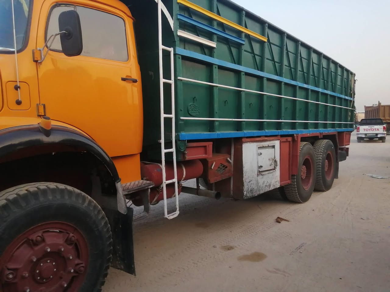 موجوده بالنجف مدينة المعارض للاستفسار الاتصال على
 *********** ***********
 *********** ***********
