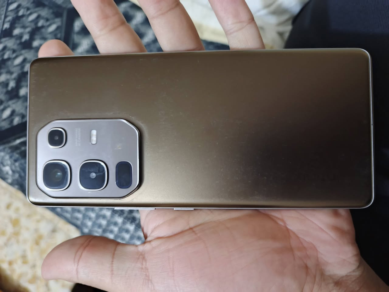للبيع: جهاز انفنكس نوت 50 اس 5 جي
المساحة: 256 جيجابايت  
​الرام: 8 جيجابايت  
​الشبكة: 5G  
​الحالة: [جهاز شاهد الله ما بي شي بس ضرف مريض عندي و جاي ابيعه و كامل ملحقات شاحنه سماعات كارتون موجوده ]
​السعر: [275 وبي مجال حك جيه ]
​📍 الموقع: قرب مستشفى لبناني في حي سياسيين 
📞 للتواصل: [***********]
