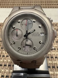 نوادر ال guess فول titanium  ستوب واتش الرنك دوار منفذ يومي قطرها 40mm...