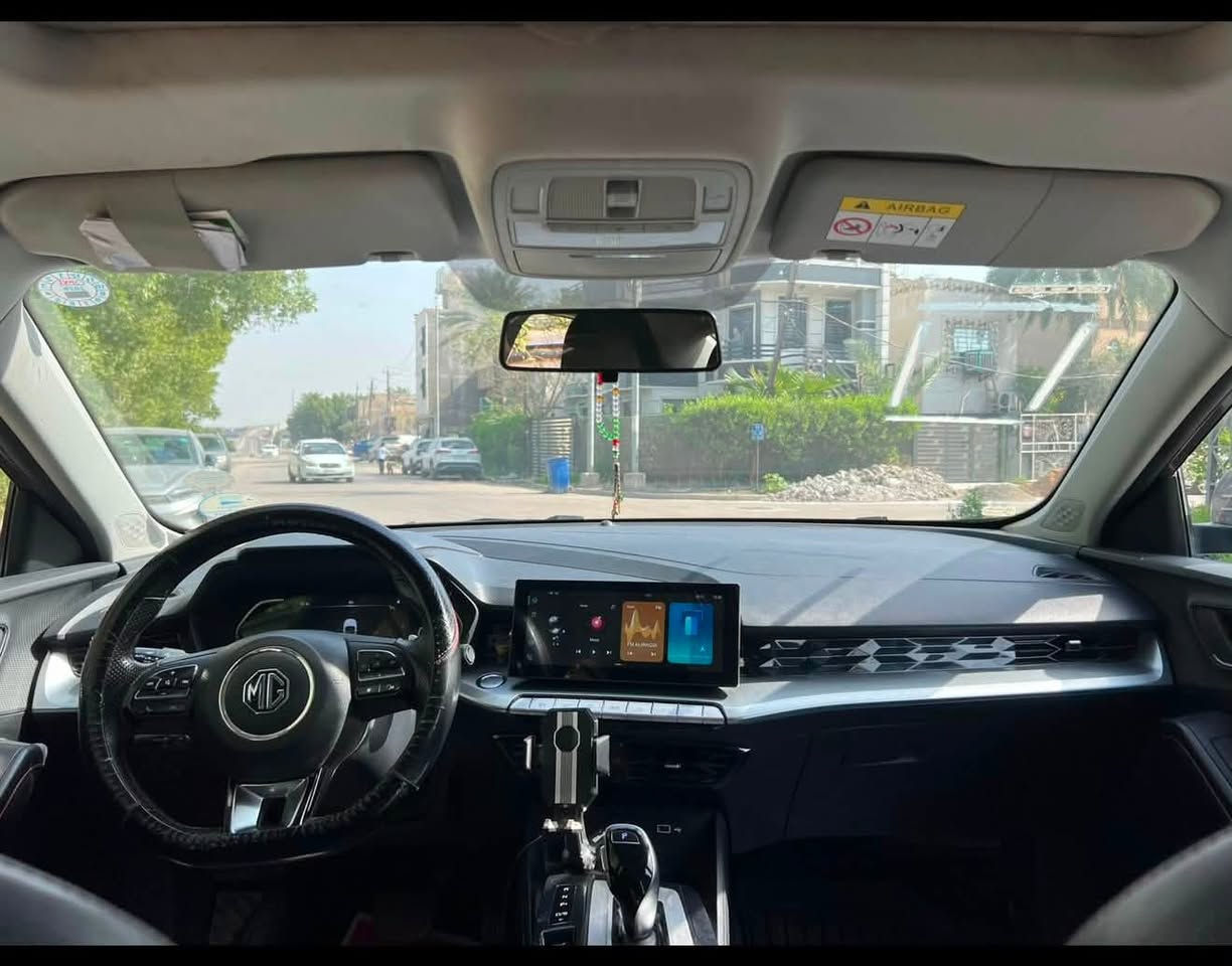 MG gt 2022 بيع او مراوس بهايبرد
استلام من شركة ٢٠٢٤ 
الضمان بعدله سنه 
فول مواصفات لون مميز متقلب اربع الوان
ماشيه 30mi
بيها بارد باب عكس سايق والخلف 
السعر  : اتصل ع ارقام صاحب سياره 
***********
***********
