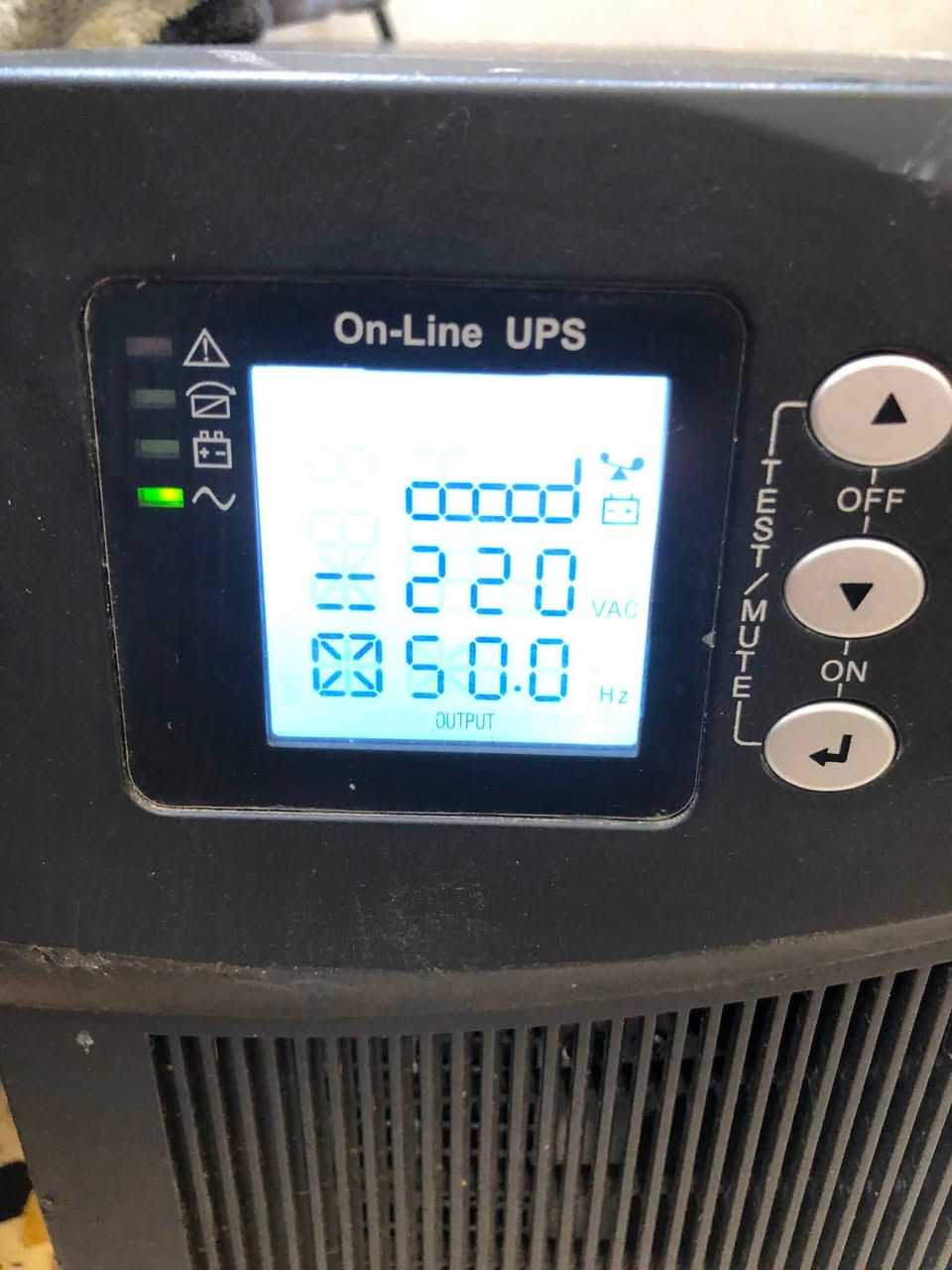 جهاز اون لاين كامل بطاريات اصليه نوع ڤاربر أنتاج ٢٠٢٥ جهاز اصلي ضمان حجم جهاز 3kv.  سعر  ٢٢٥ الف نهائي بغداد يوجد تواصل ***********
