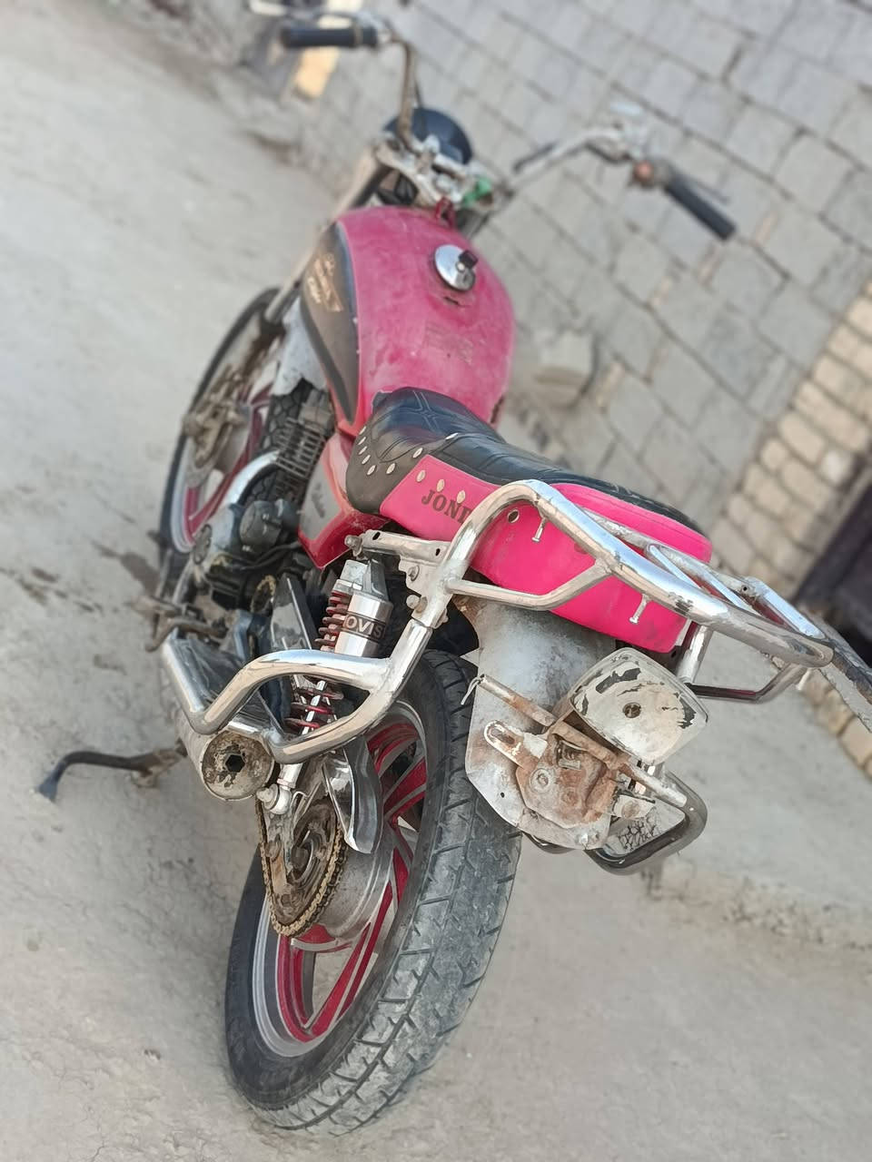 سلام عليكم دراجه جونده للبيع كلك كلك موديل 15 سعره 250وبيها مجال اللطيبين العنوان ديوانيه سنيه جذع الاستفسار ***********
