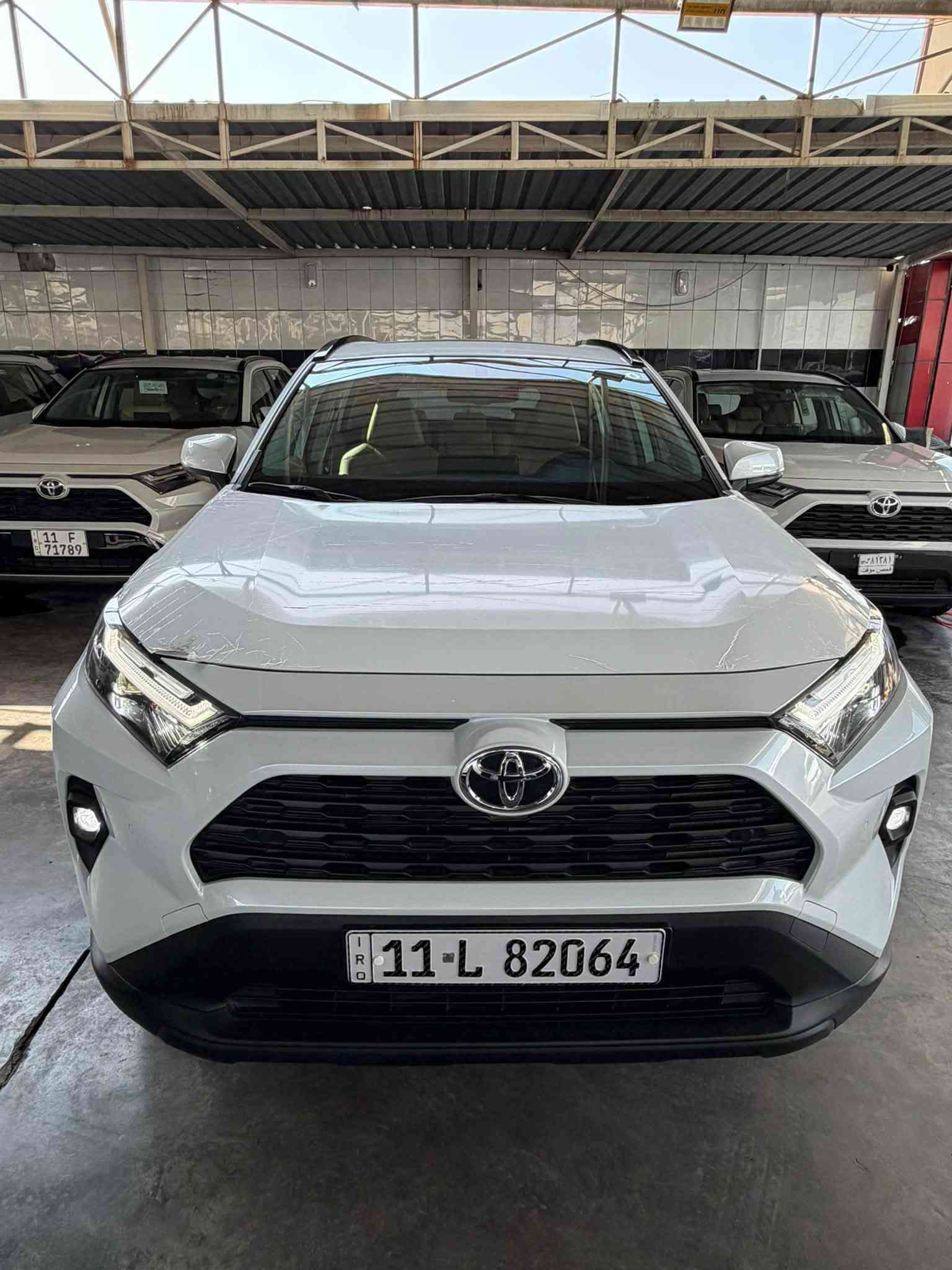 تويوتا راف فور XLE بريميوم 2025
RAV4  XLE Premium 2025
خليجي ياباني أصلي (عبد اللطيف جميل)

✨ المواصفات:
✔️ محرك 2500 هايبرد
✔️ فور ويل AWD
✔️ مقاعد جلد بيجي 
✔️ كرسي السائق كهرباء 
✔️ صندوك كهرباء
✔️ مري قابلة للطي كهرباء
✔️ حساسات امامي + خلفي اصلي
✔️ شاشة جبيرة اصليه + كاميرا
✔️ كرسي السائق كهرباء 
✔️ حمالات سقف + بروجكتر 
✔️ رنقات 18 إنش
✔️ لايت فول زينون + LED
✔️ باقي المواصفات المعروفة من تويوتا

📌 الحالة: مستخدم نظيف شبه زيرو
📊 العداد: 2000 كم فقط 
🛡️ مكفولة بدون بارد او تبديل او اي ملاحظة

📍 العنوان: بغداد – معارض البياع / الشارع الرئيسي

📞 للحجز والاستفسار:
***********
***********
***********
***********
📮 لمعرفة السعر علق برقم (1)
