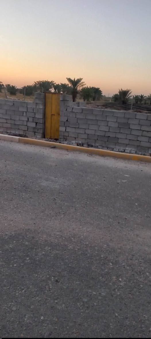 للبيع قطعة أرض 200 متر في حي الأمين – مجمع سعيد السكني
🔹 رقم القطعة: 204
🔹 الأرض مسيجة بالبلوك
🔹 جميع الخدمات متوفرة (ماء، مجاري، كهرباء)
🔹 منطقة جاهزة للسكن ومأهولة بالسكان
🔹 موقع ممتاز وقريب من الخدمات

💰 السعر: 18 مليون دينار عراقي وبيها مجال 

للاستفسار والمشاهدة يرجى التواصل على الخاص أو الاتصال
***********
