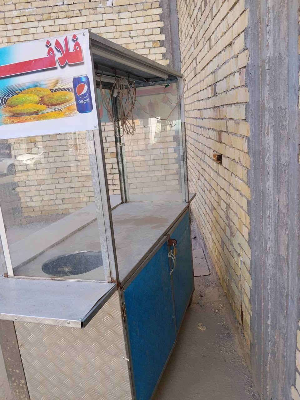 عربانة جگر بليت ترهم كلشي للبيع نظيفه جداً للاستفسار
***********
