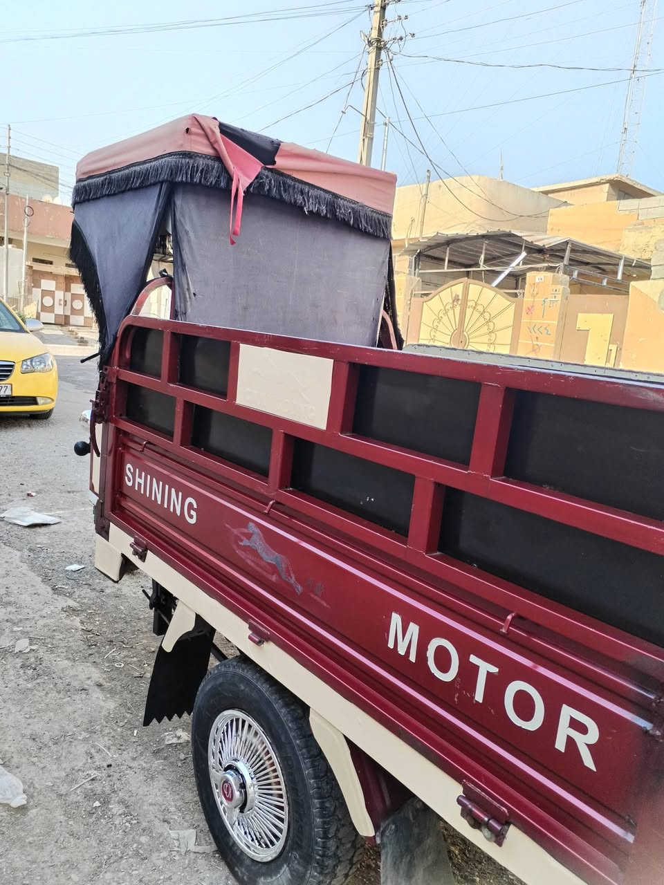 سلام عليكم ستوته لبيع موديل2023منفيس محرك 23ويرمنيه كله شغله شاصي شرط سعر مليون650وبيه مجال مكان حي القدس رقم***********
