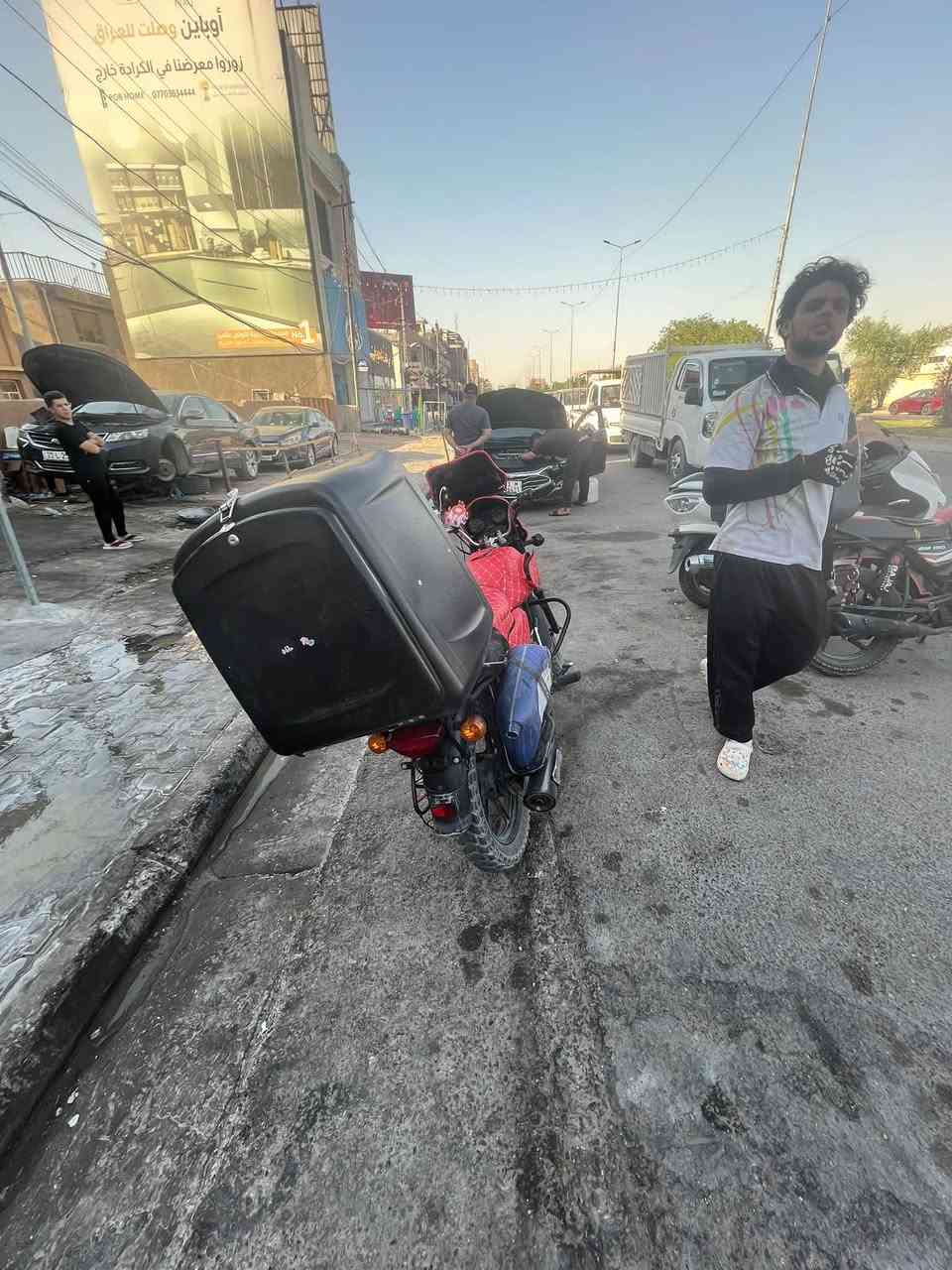 سلام عليكم درجة بوكس ٢٢ نضيفه حيل مكلف      بل نشر السعر ٩٠٠ مكانهه بغداد الغزليه كلكك***********
