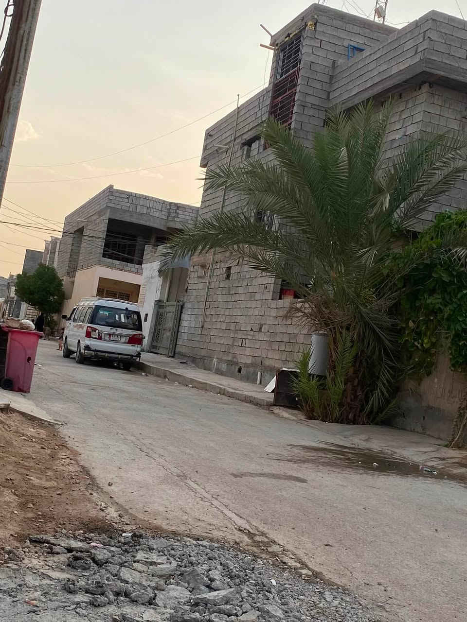 قطعة ارض للبيع المساحه 150 متر بالجزء الثاني
واجه 7.5 في 20 
السعر 45 
فرع ابو قدس 
للاستفسار ***********
