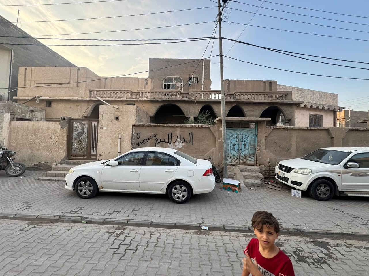 الغربي • شارع الاطباء • دار للبيع