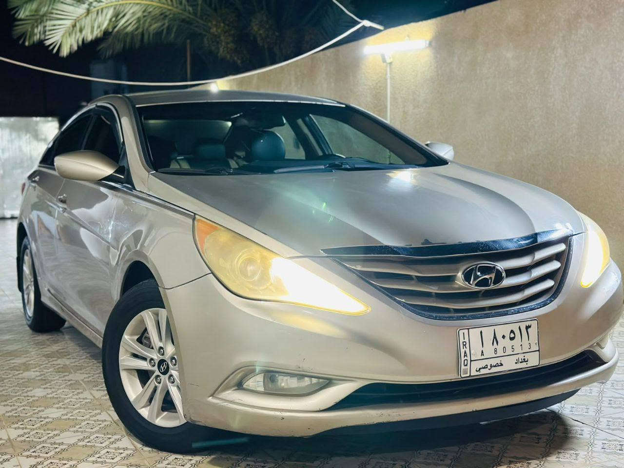 الســلام عــليـكـم
~ ~ ~ ~ ~ 
  Hyundai_Sonata_2012
سوناتا 2012 امريكي رقم بغداد الماني تخم تاير جديد تخم حدادية ومنظومة تبريد كاملة جديدة ،صدر خلفي امامي جديد ، مكينة 2400 GDI مبدل كازكت ماشية 160 الف
السونار مرفق مع المنشور
مواصفات 
 بصمة , شاشة, كامرة خلفية,تحكمات ستيرن,نظام eco اقتصادي معروفة المواصفات البقية 🤍 
مكان السيارة - كربلاء الحسينية
السعر - 98 ورقة
الاتصال ‏‪***********‬‏
