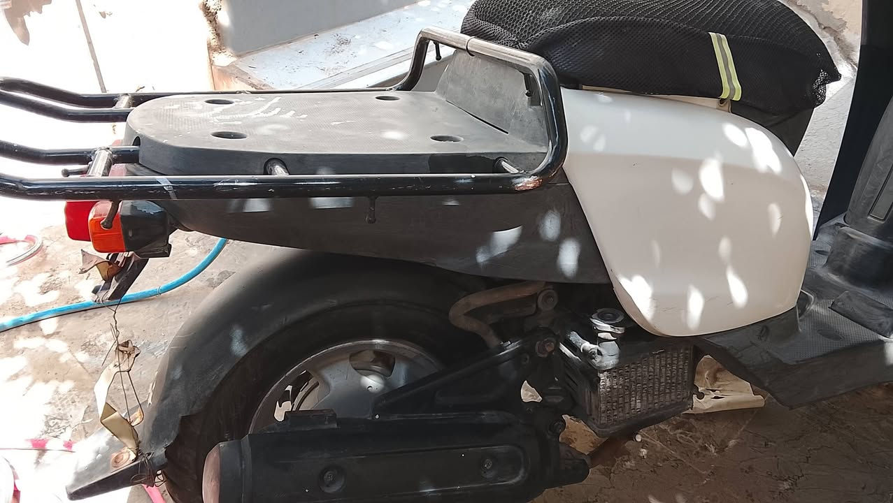 السلام عليكم متوفر، دراجه بيكم نوزل نكره سلف ونص هندر وتشتغل ماشاء الله كفرات كلش نظيف لافطر، لا كسر   مكينه حلوه ومشي، خير من الله العنوان بعقوبه حي المعلمين للاستفسار، ***********
