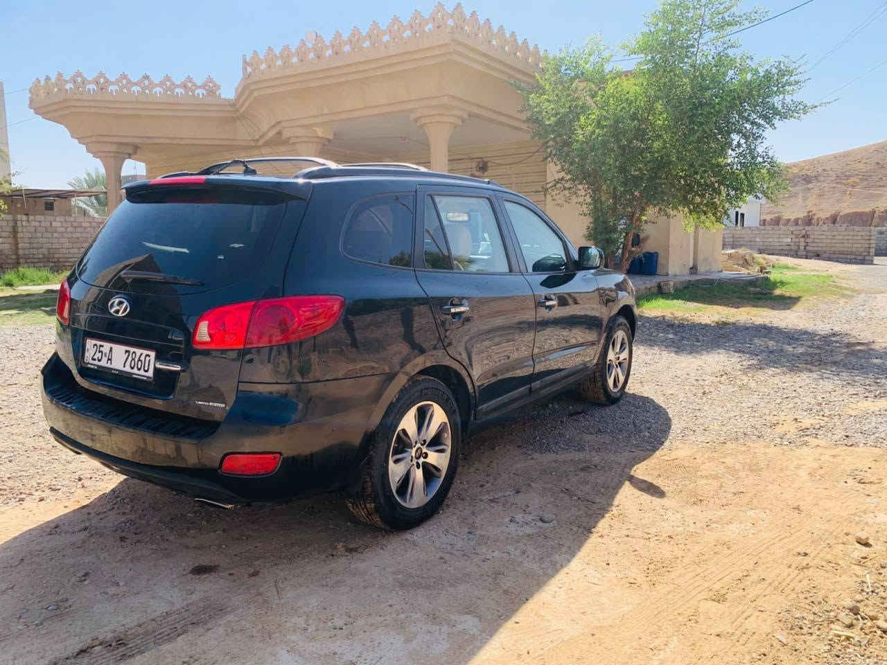 السلام عليكم سنتافي للبيع موديل 2008 محرك 6/3300 فول مواصفات 7 راكب 3 قطع تبريد رقم كروك دولي صاحبها يمي سنويه ل29 شرط التحويل ثاني يوم ضررها جاملغ امامي تبديل بلادي ونص باب رش فقط بدون دواخل محرك بي بداية بخار بدون صوت بدون تنقيص كير شرط تواير جدد صدر نضيف فتحه بالسقف تبريد ثلج السياره جاهزه ماتحتاج مصرف ابد بيع او مراوس اذا احدث انطي فرق نقد والبيع نقد فقط السعر 97 وبي مجال شويه للأتصال *********** مكان السياره الشرقاط الحوريه السونار موجود مع الصور
