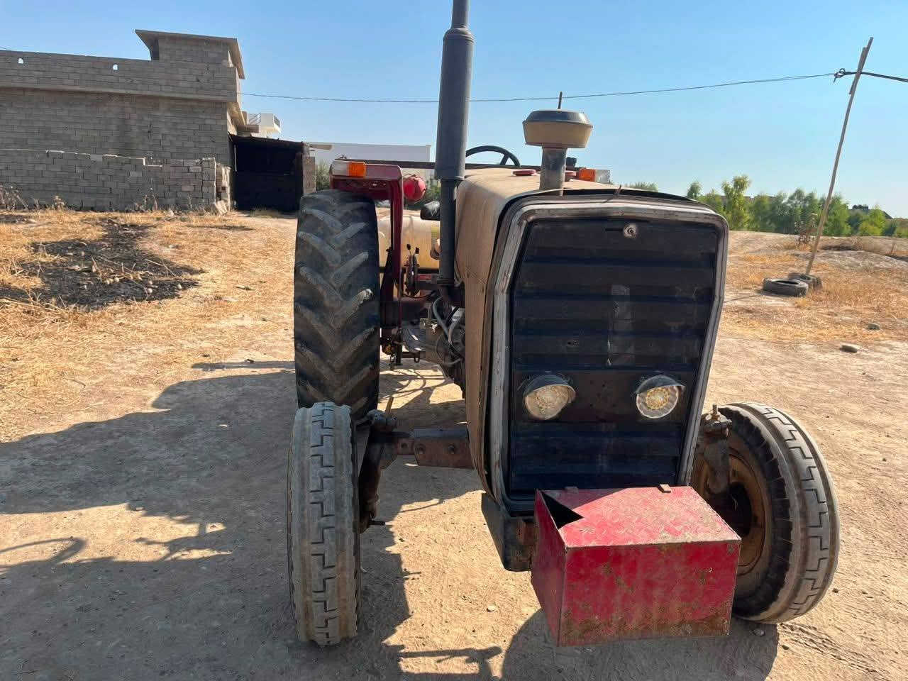 للبيع مكينة أنگليزي حجم 275 بي كتاب شريكئ مكفول مكان گوير شرط محرك وگيراكسن لا صرف ولا نفخ
سعر 9مليون رجأن موشراي لا يتصل ***********
