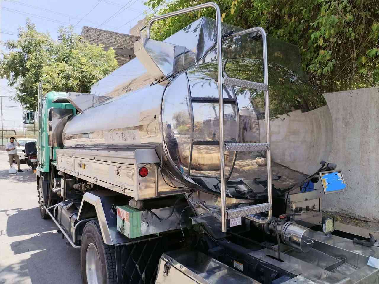 هينو ياباني دنكر بلادي حموله ٤٥٠٠ رقم بصرة مكاني بغداد ***********
