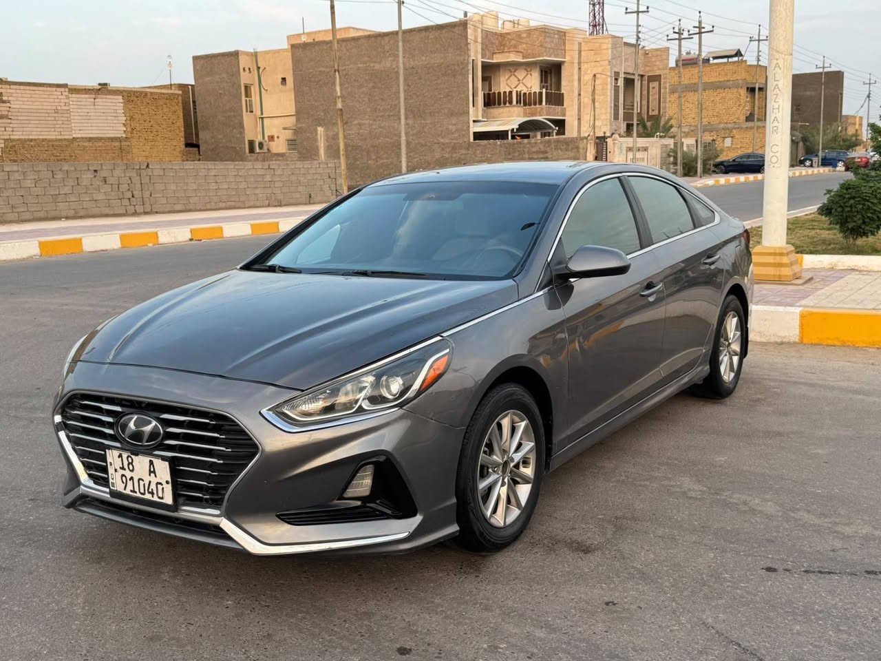 سلام عليكم للبيع سوناته  موديل 2018 حره تحويل سياره جاهزه ونضيفه سياره كارتون بيها بنيد صبغ وقبق سندوق صبغ وبجملق المامي نص بي صبغ فقظ وبدون تبديل سعر 108 وبيها مجال مكان سياره ناصريه للاستفسار ***********
