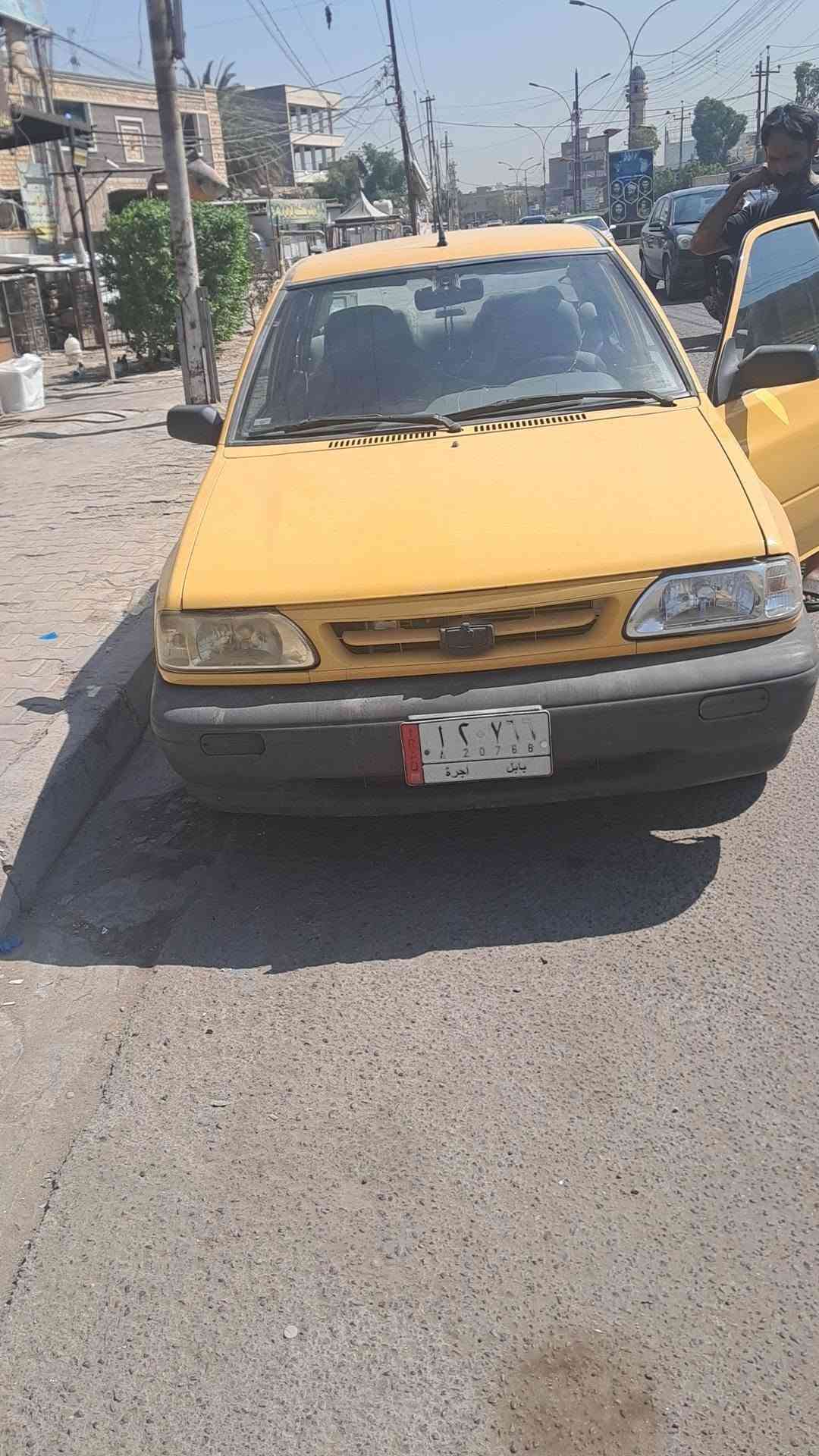 يابه السلام عليكم جايبلكم سايبه بالكارتون ٢٠١٢ سياره خير من الله مكينه وكير خير من الله تبريد شغال بس ضعيف وشواصي شرط مكفوله وين اكو ١٢ شواصي مكفوله والسياره عضمتها كبالكم تخبل ولا عبالك مديل ١٢ رقمها بابل تحول مباشر تاخذ صافي هيئه وغرامات السياره مصبوغه حزام للجماليه وكبالك السياره مناقصها شي مكاني بغداد الدوره عارضها با٢٧ وبيها مجاي فهموني وين اكو هيج سعر بس متوازي عل بيع رقمي ***********
