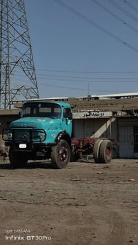 شاحنة • تك طويلة • ٨٢