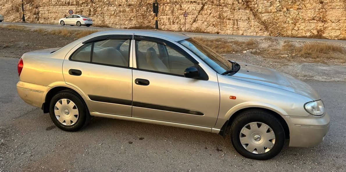 ٢٠٠٩ • ٢٥٨٠٠٠ • جير اوتوماتيك