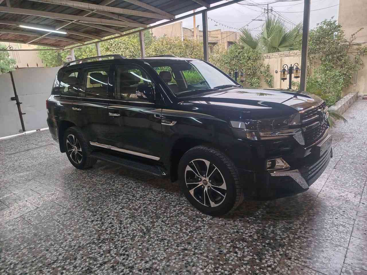 لاندكروز • ٢٠٢١ • بغداد