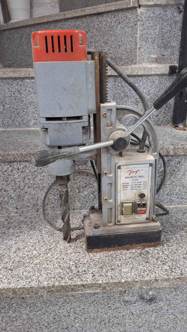 دريل مغناطيس حجم ٣٢ السعر ٢٥٠ قفل ***********
