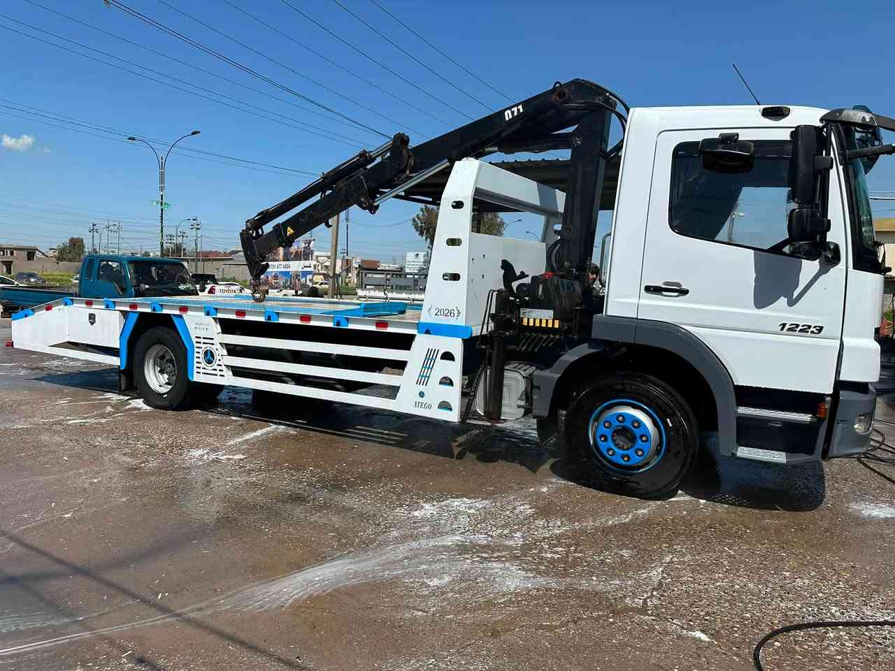 سلام وعليكم اتيكو فحل ٨برغي  السياره مكفوله فول مواصفات توماتيك تبريد قفل سرعه هاف السياره خير من الله ***********
